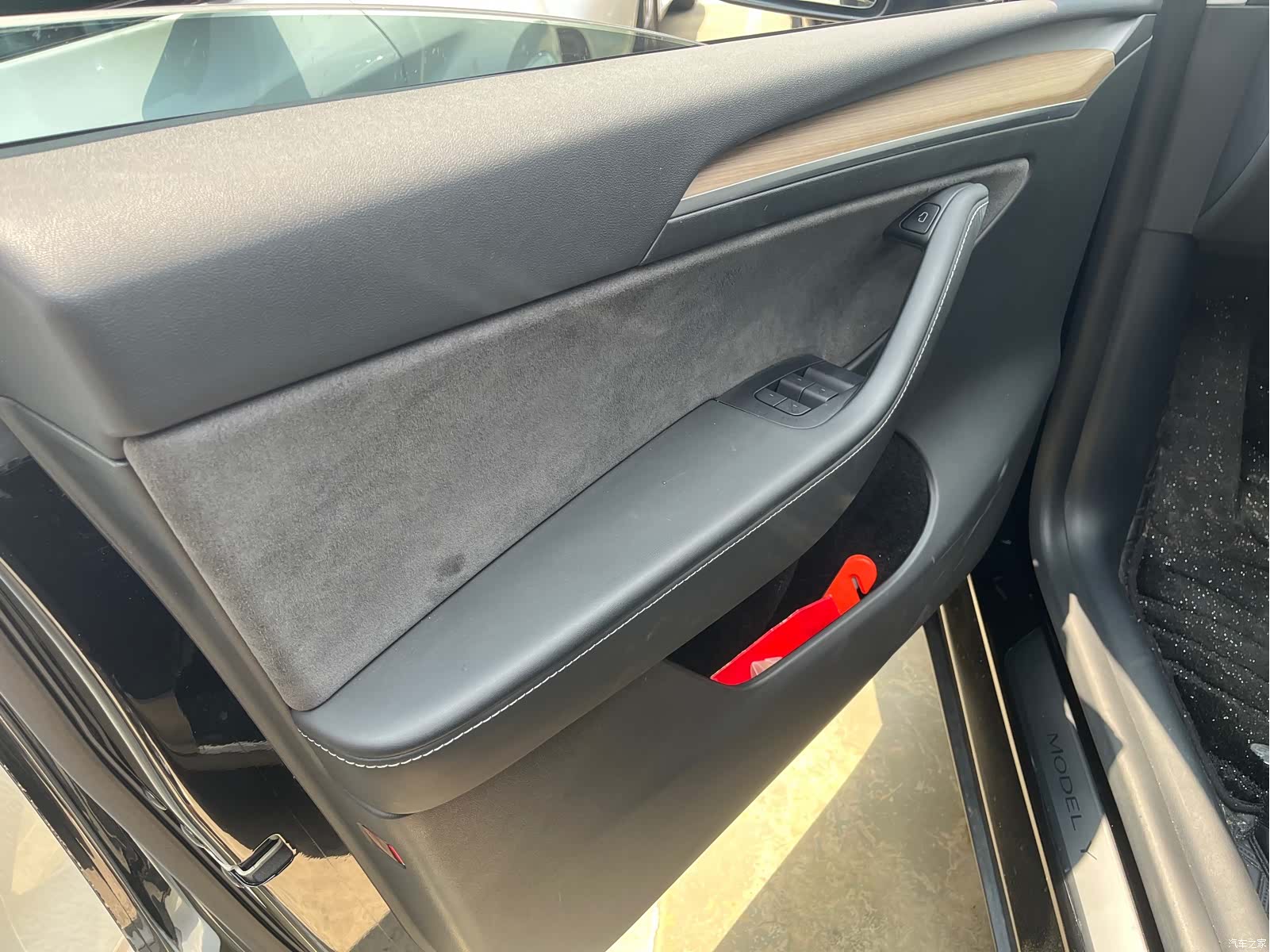 Tesla Model Y, 2022 все фото