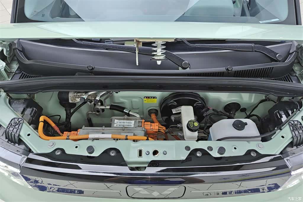 Wuling MINIEV, 2022 10