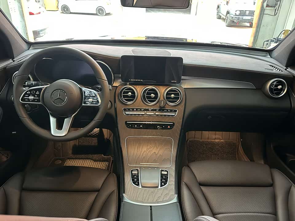 Mercedes-Benz GLC Mercedes-Benz GLC