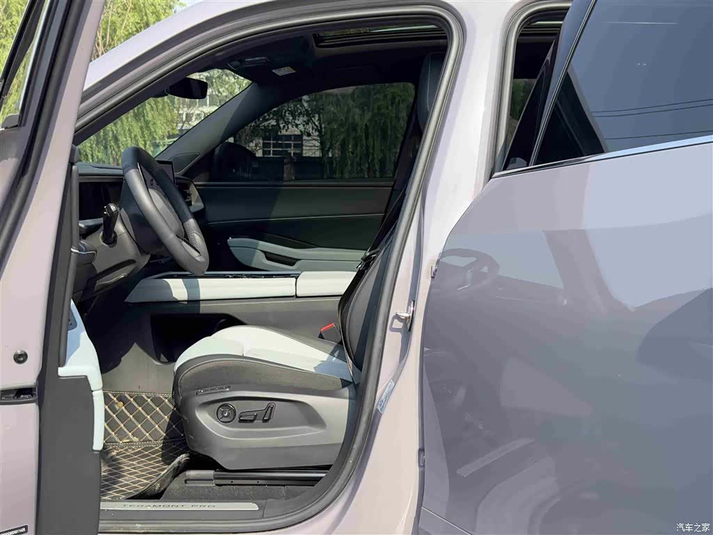 Volkswagen Teramont, 2025 6