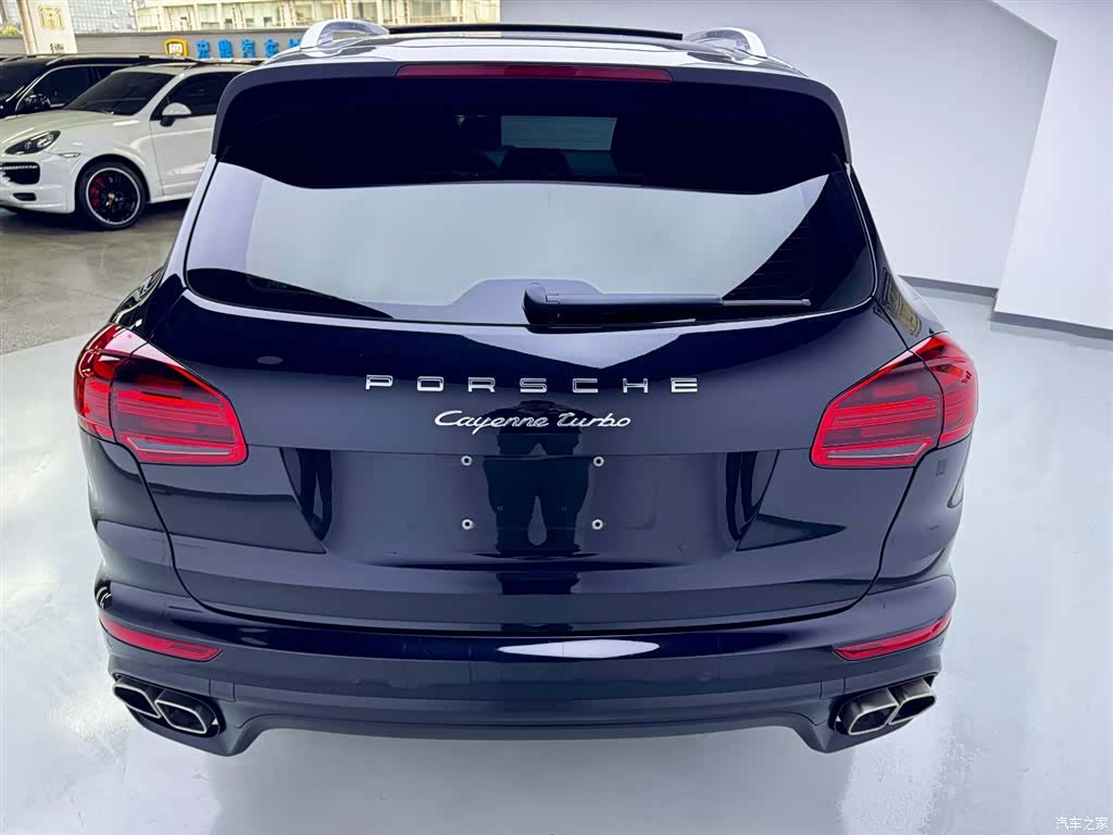 Porsche Cayenne, 2016 все фото