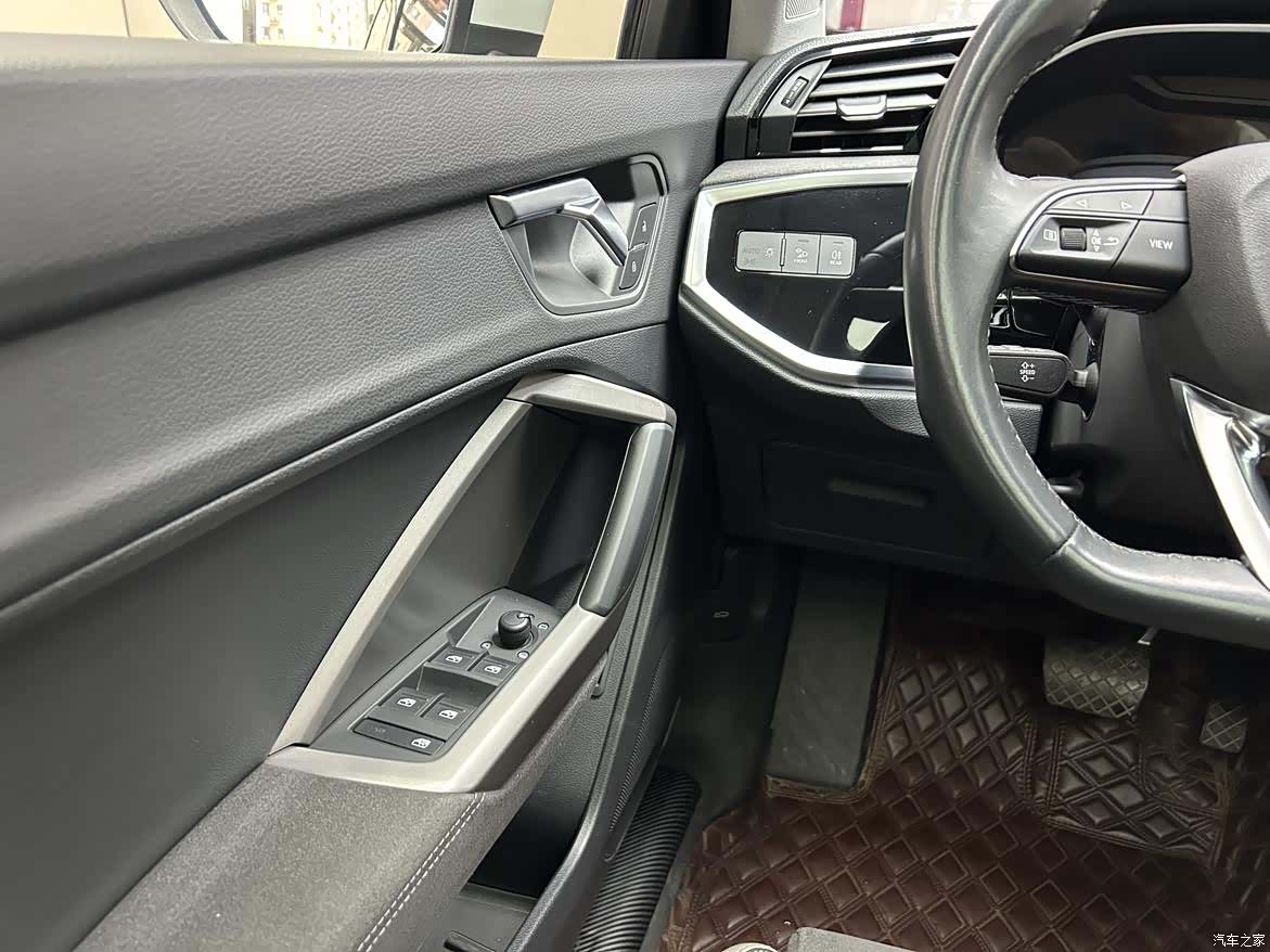 Audi Q3, 2023 22