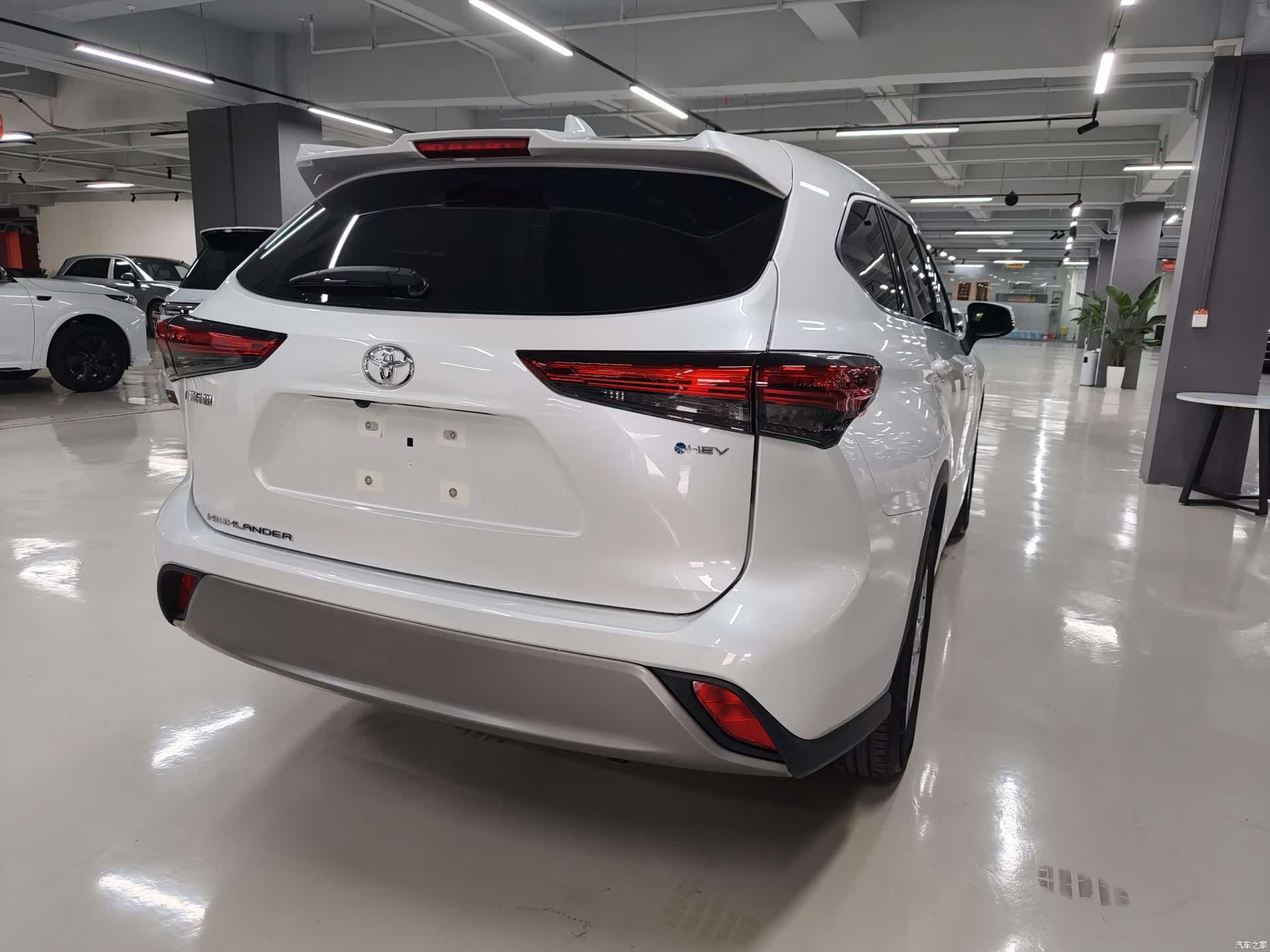 Toyota Highlander, 2026 9