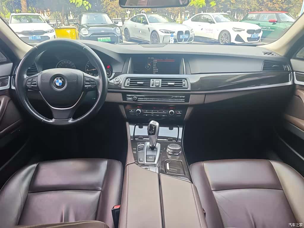 BMW 5 Series, 2016 все фото