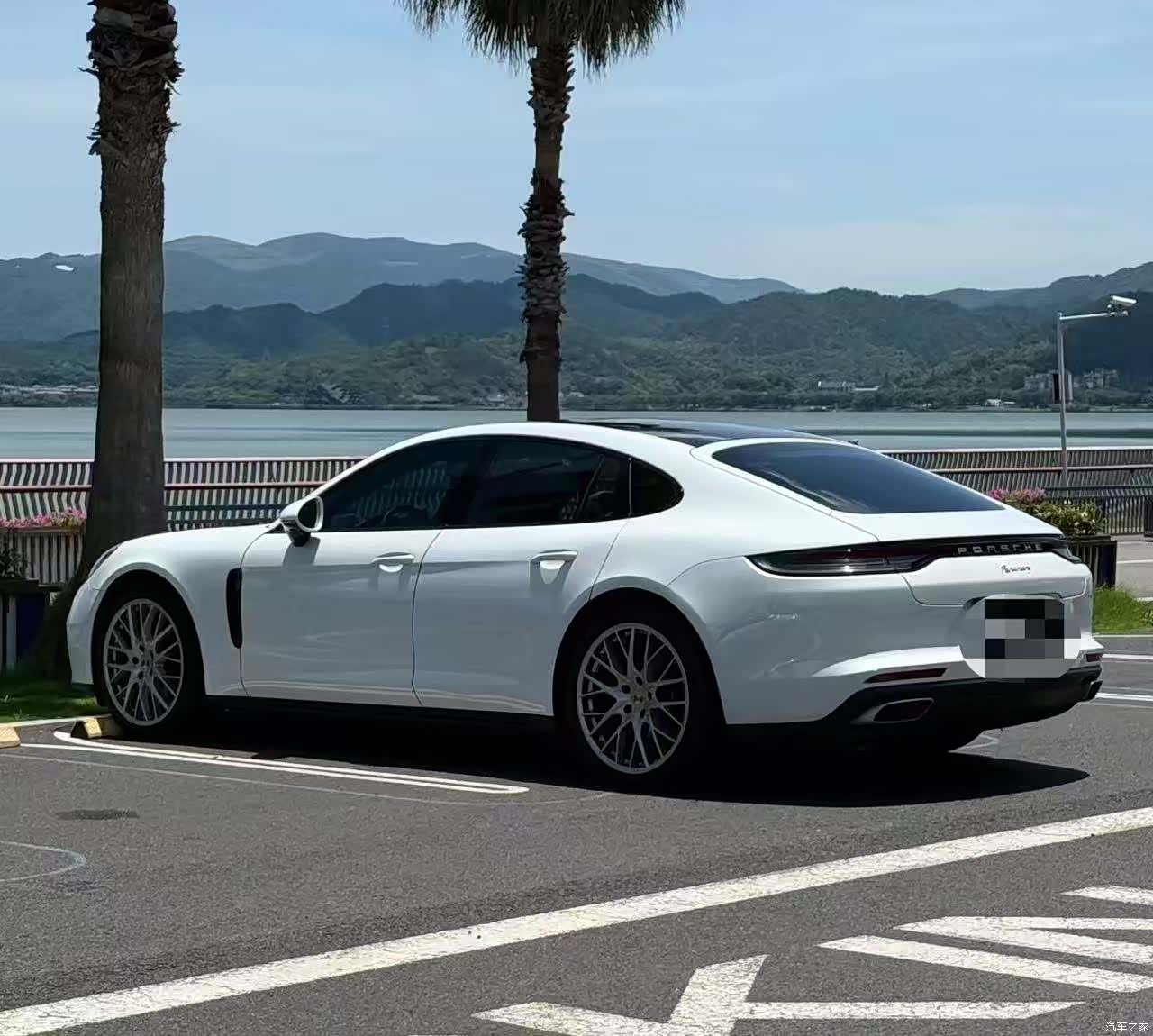 Porsche Panamera, 2020 6