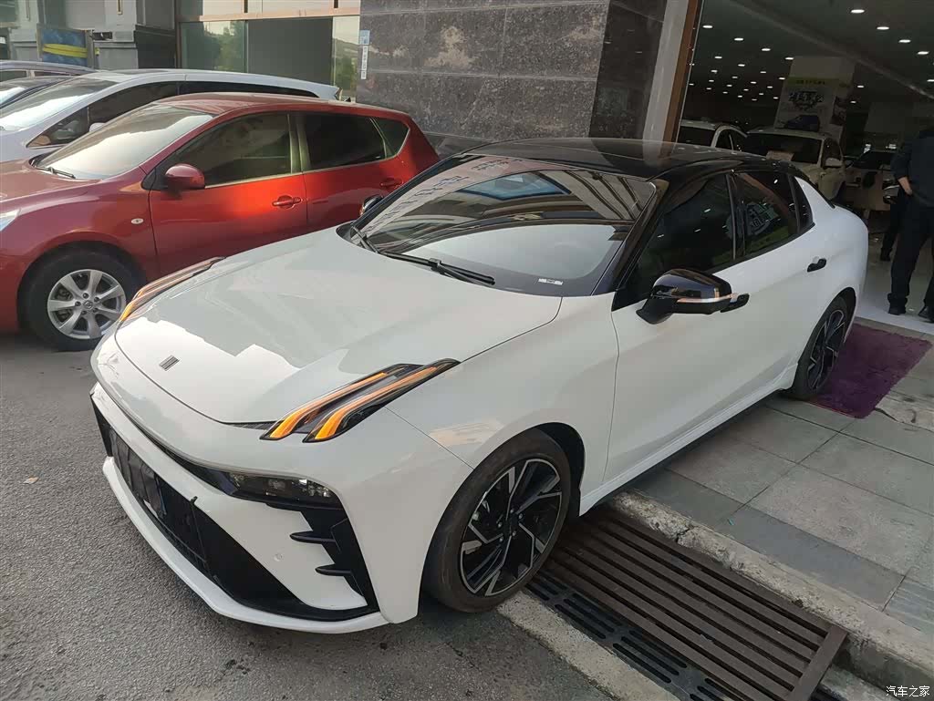 Lynk & Co 02, 2024 1