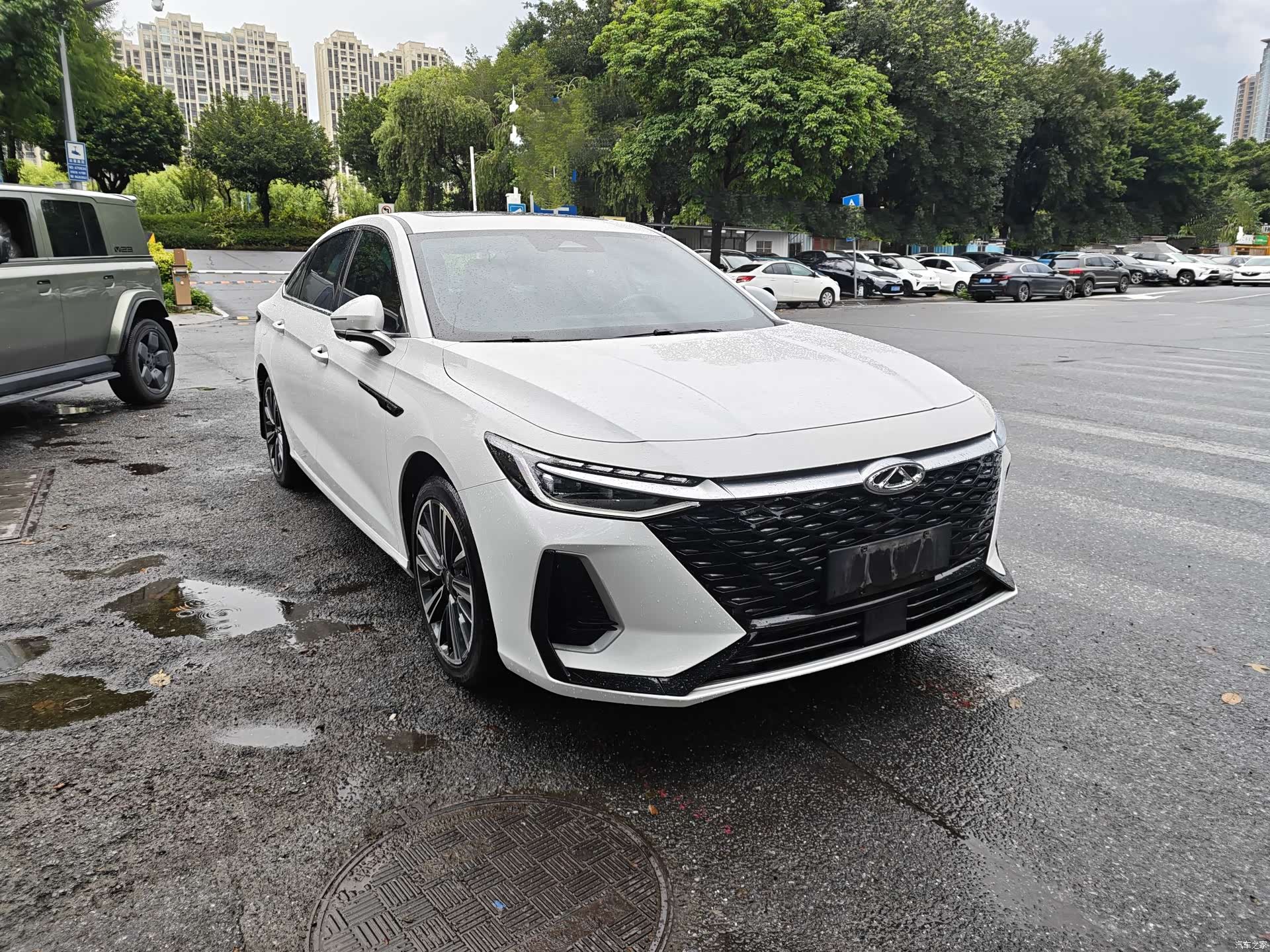 Chery Arrizo 8, 2023 3