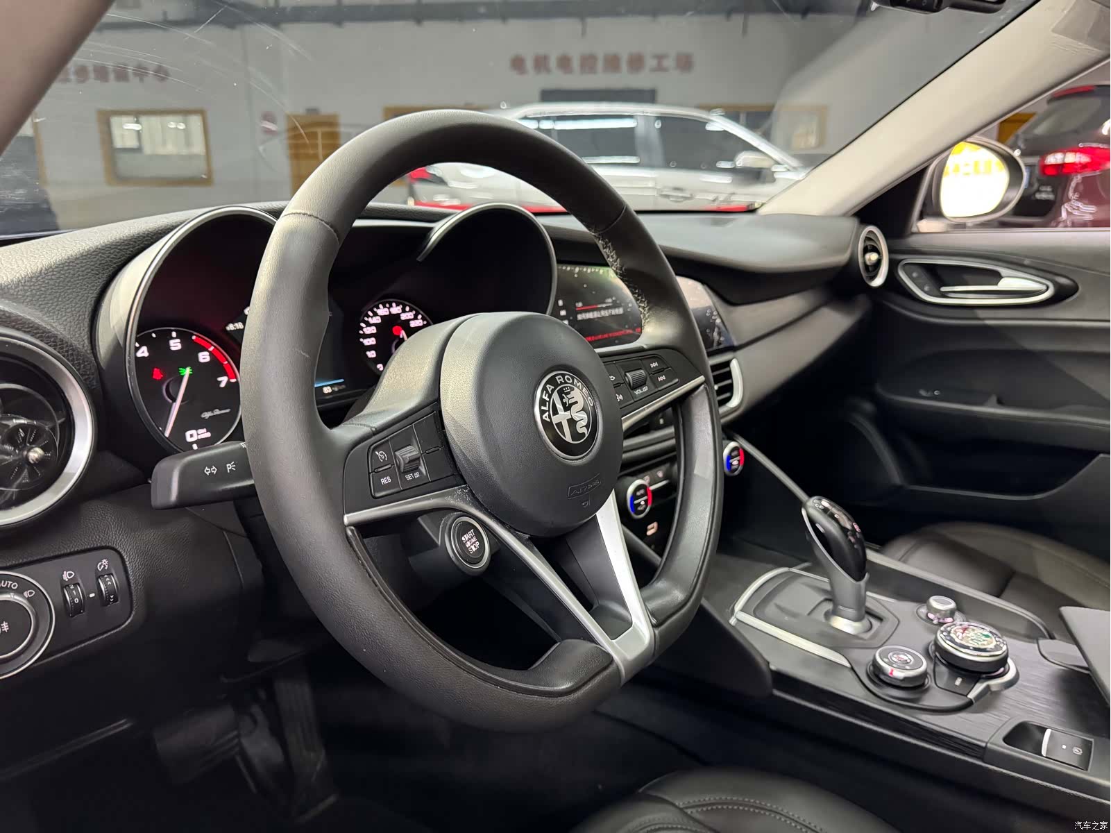 Alfa Romeo Giulia, 2018 15