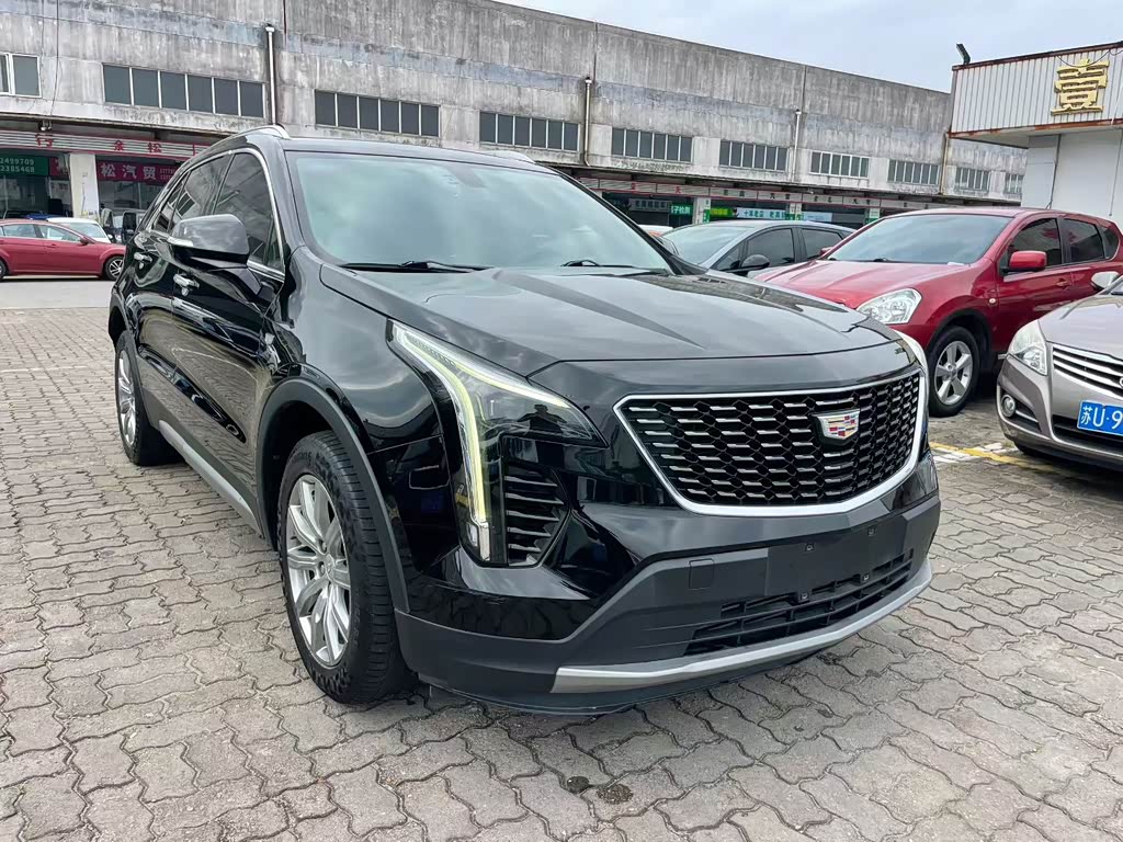 Cadillac XT4