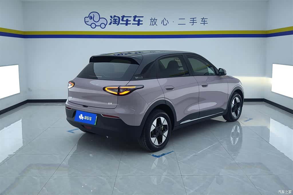 Geely Xingyuan, 2025 3