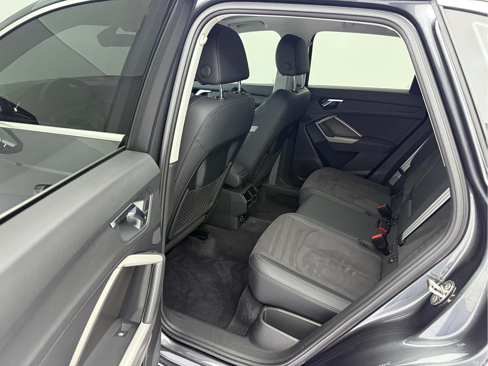 Audi Q3, 2022 16