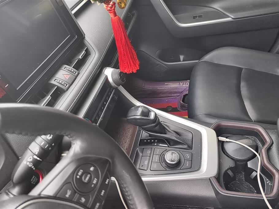 Toyota RAV4 Rongfang