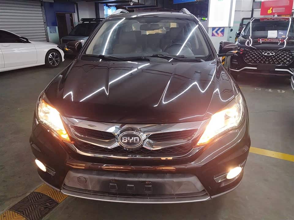 BYD S7