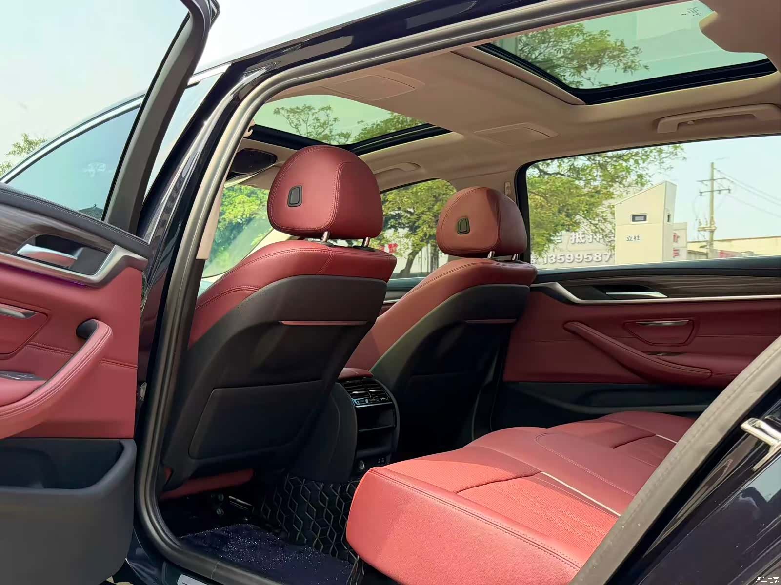 BMW 5 Series, 2022 все фото