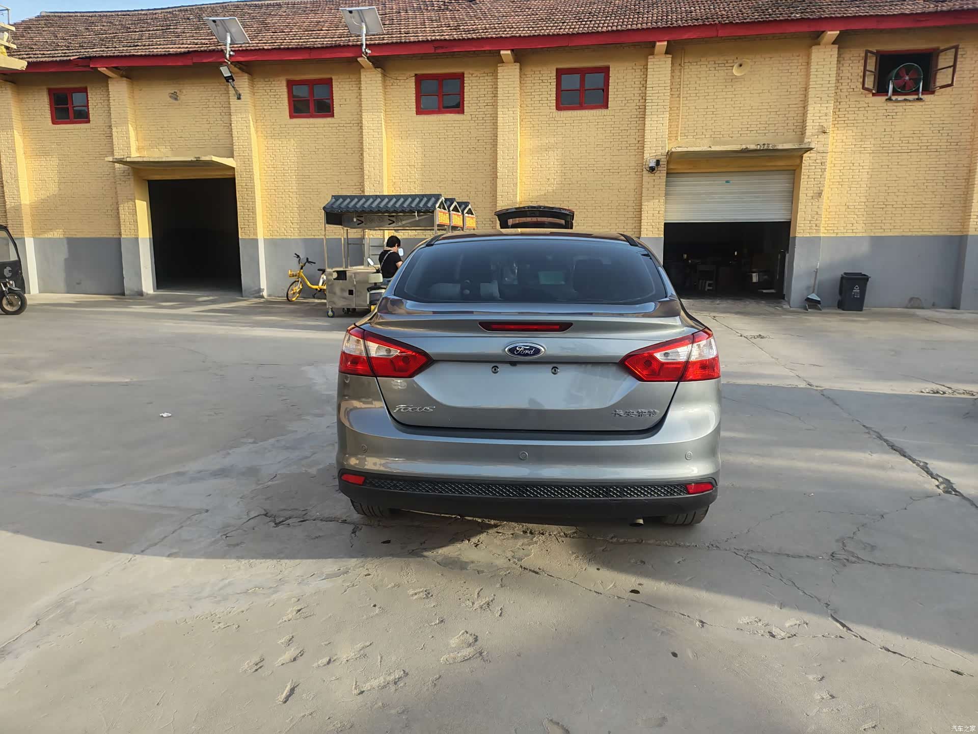 Ford Focus, 2013 6