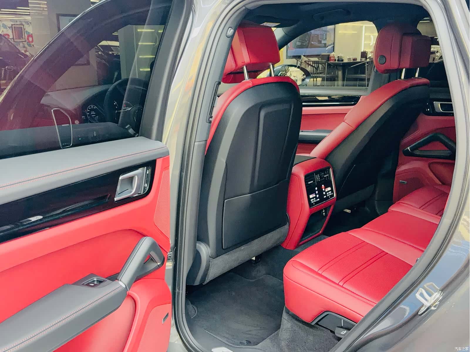 Porsche Cayenne, 2022 7