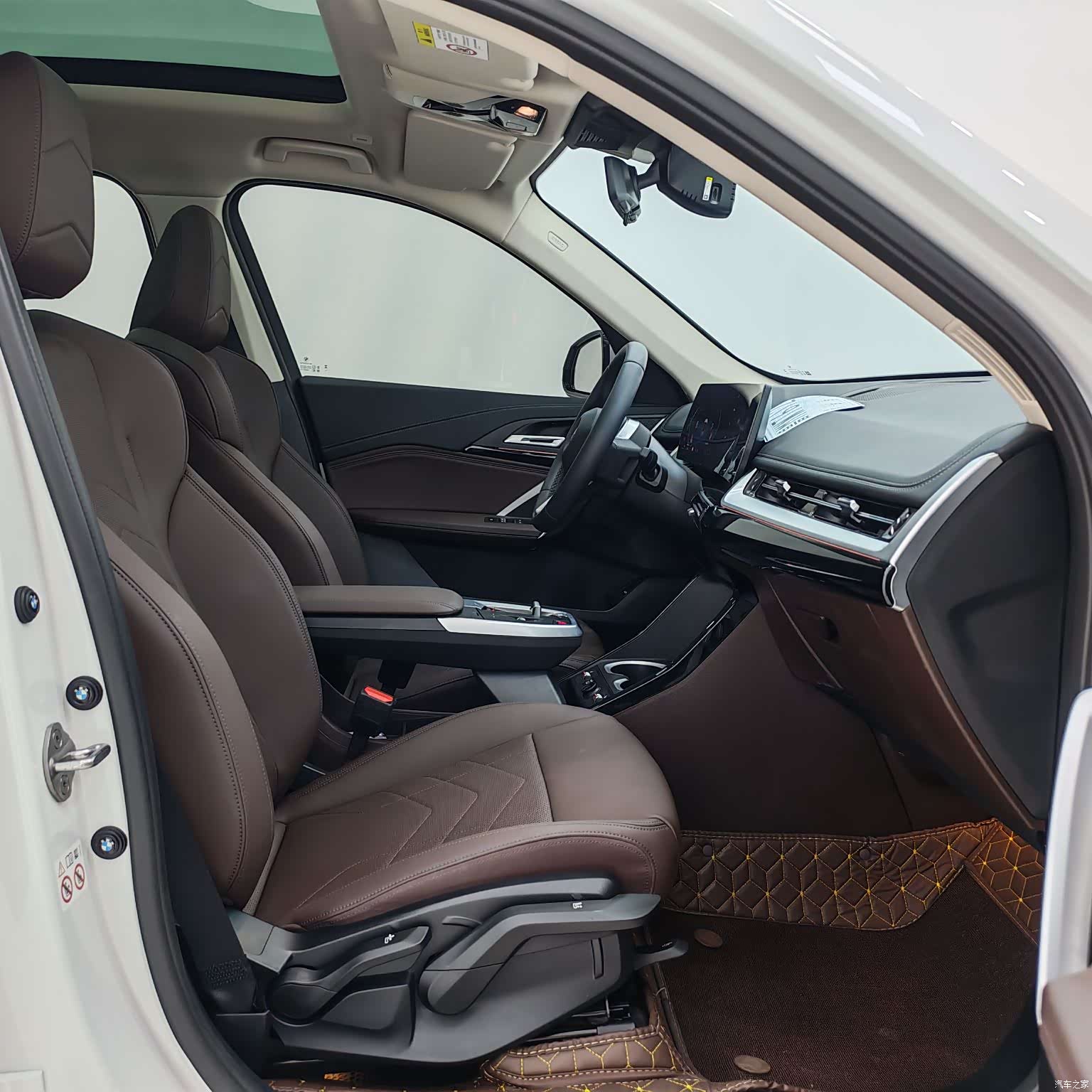 BMW X1, 2024 9