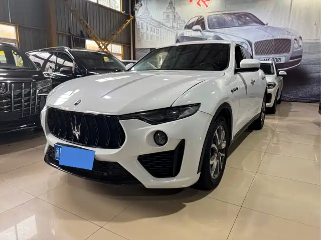 Maserati Levante 2019 — купить из Китая под заказ