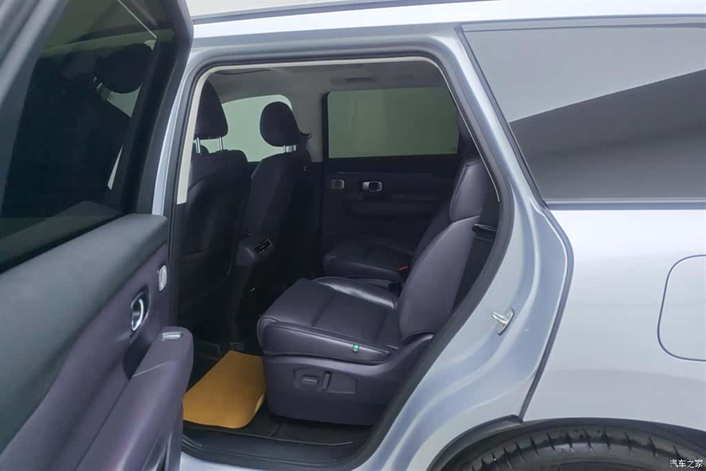 Leapmotor C16, 2025 11