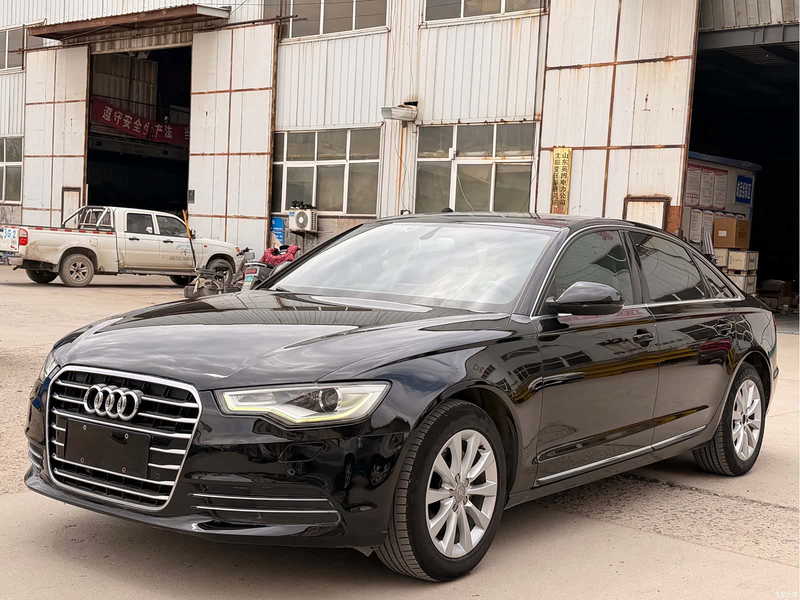 Audi A6L, 2014 1