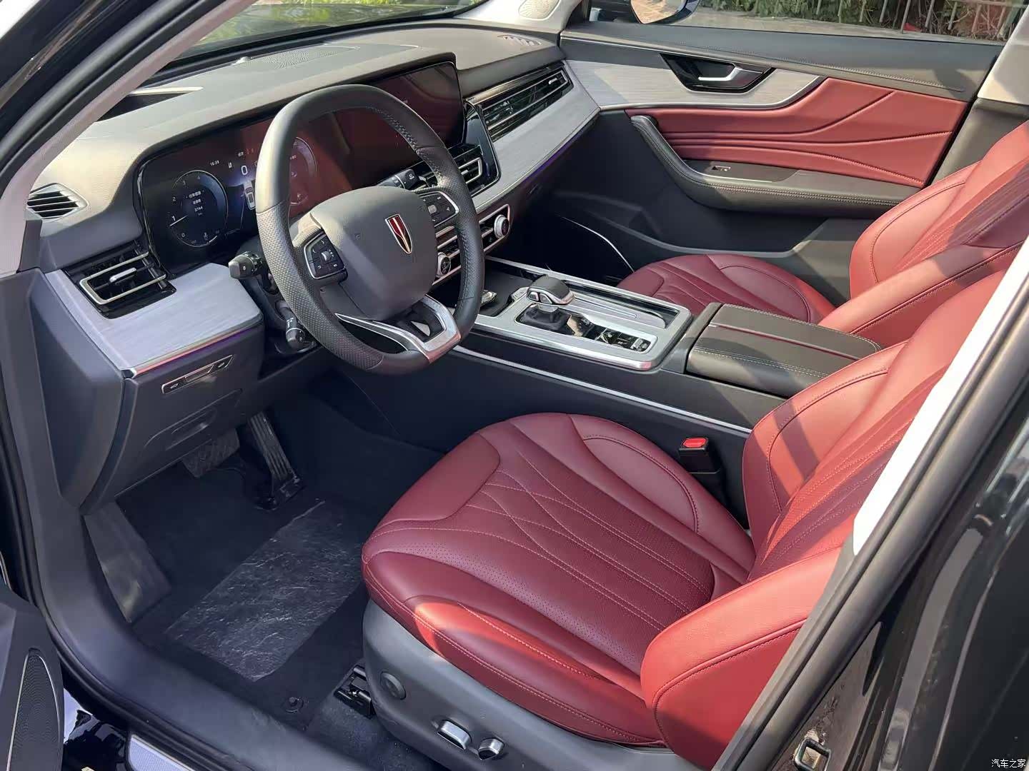 Hongqi HS5, 2024 34