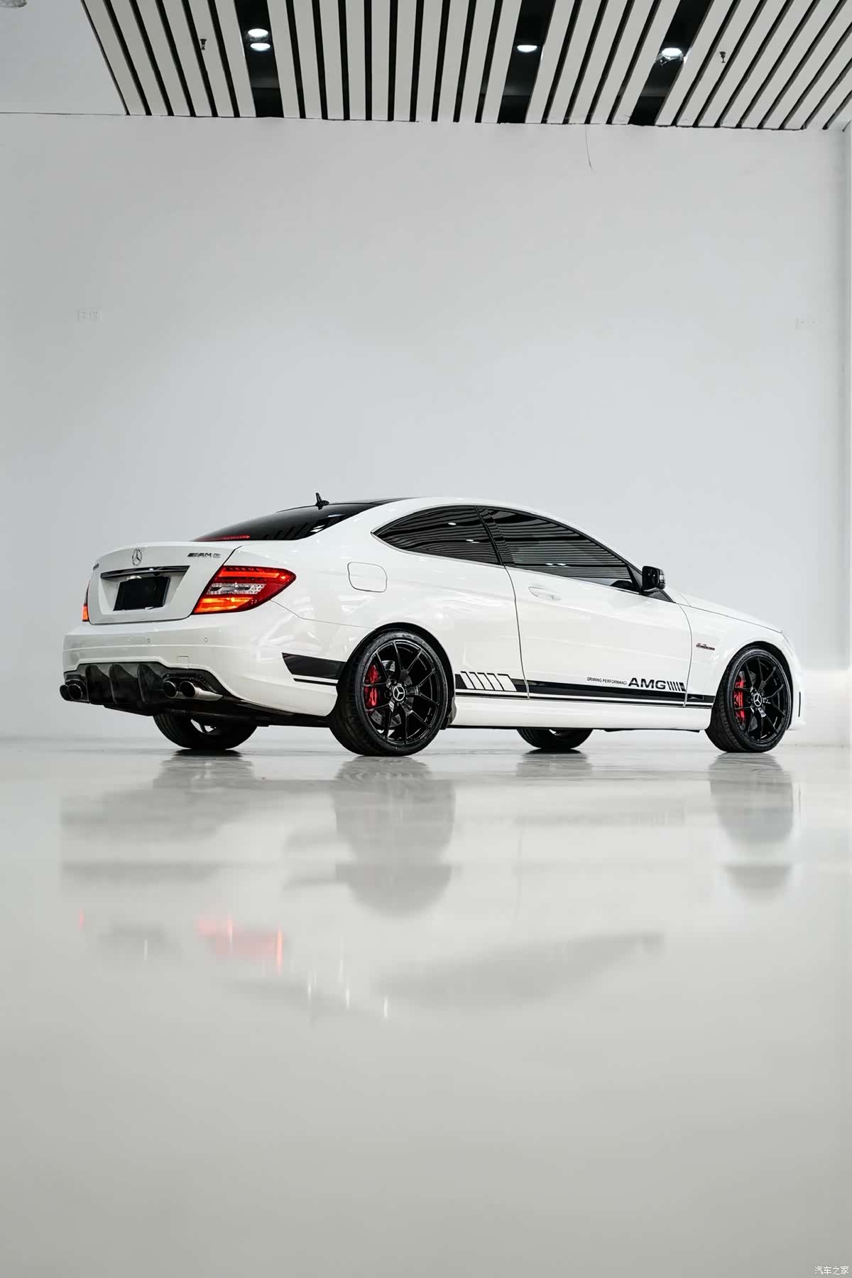 Mercedes-Benz C-Class, 2015 4