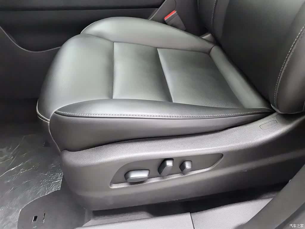 Cadillac XT4, 2019 20