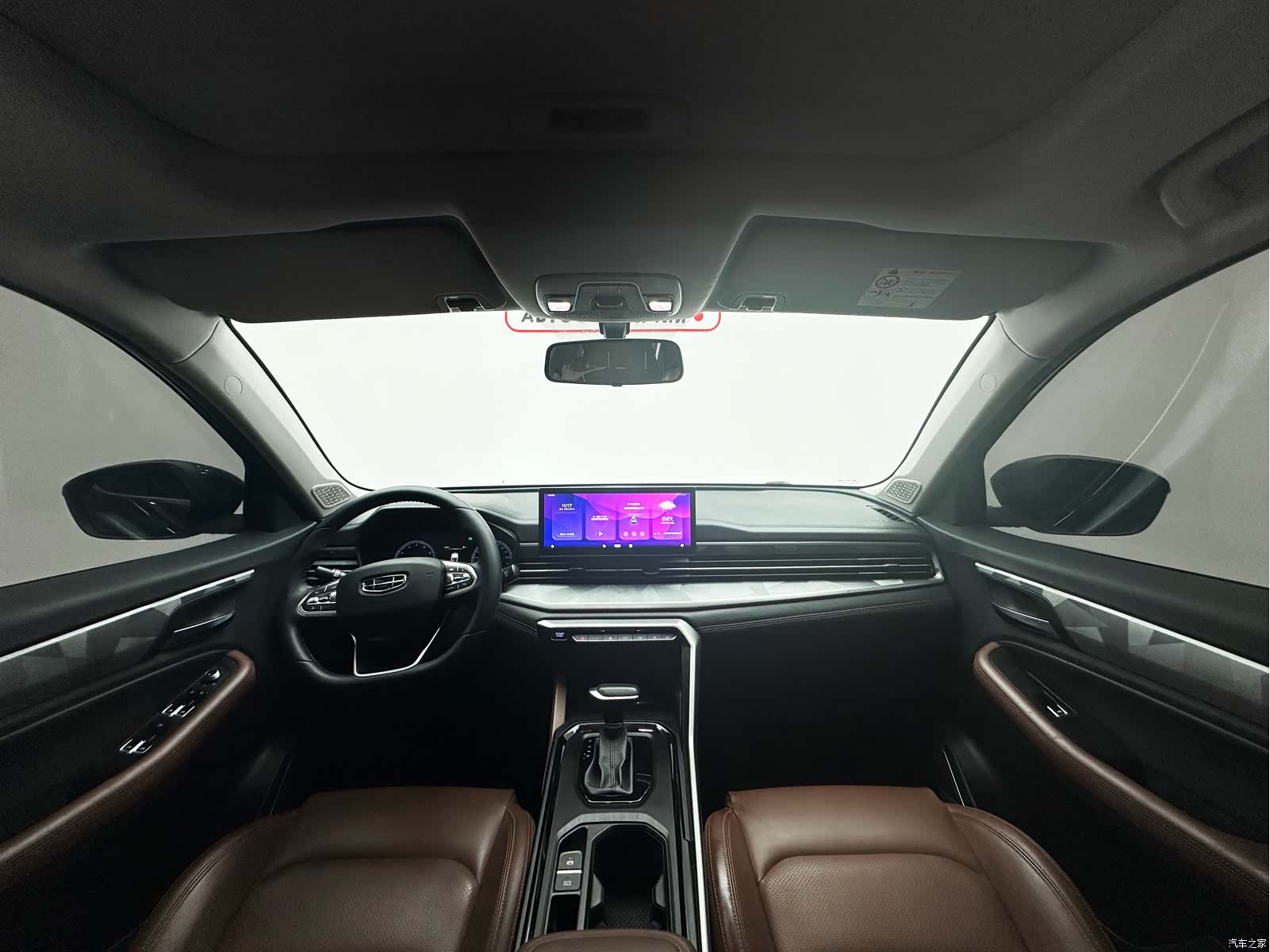 Geely X6, 2022 18