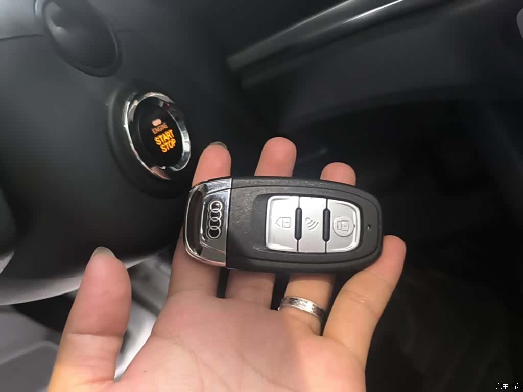 Audi Q3, 2020 9