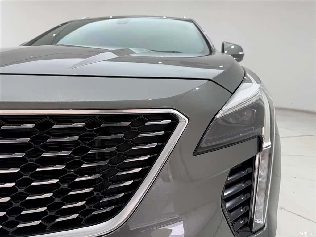 Cadillac XT4, 2019 2