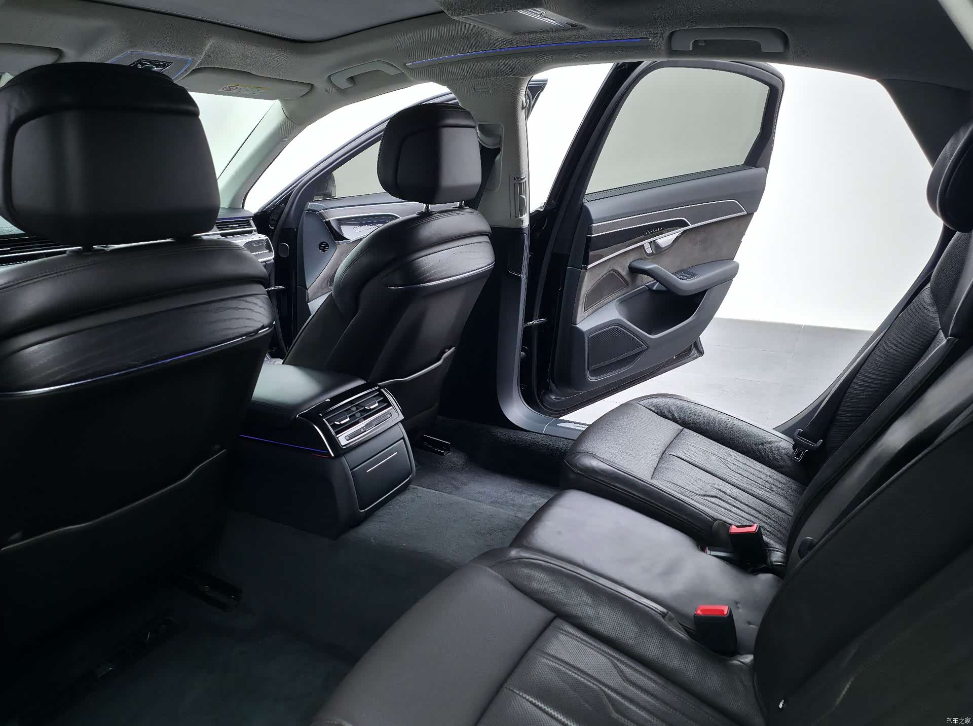 Audi A8L, 2020 19