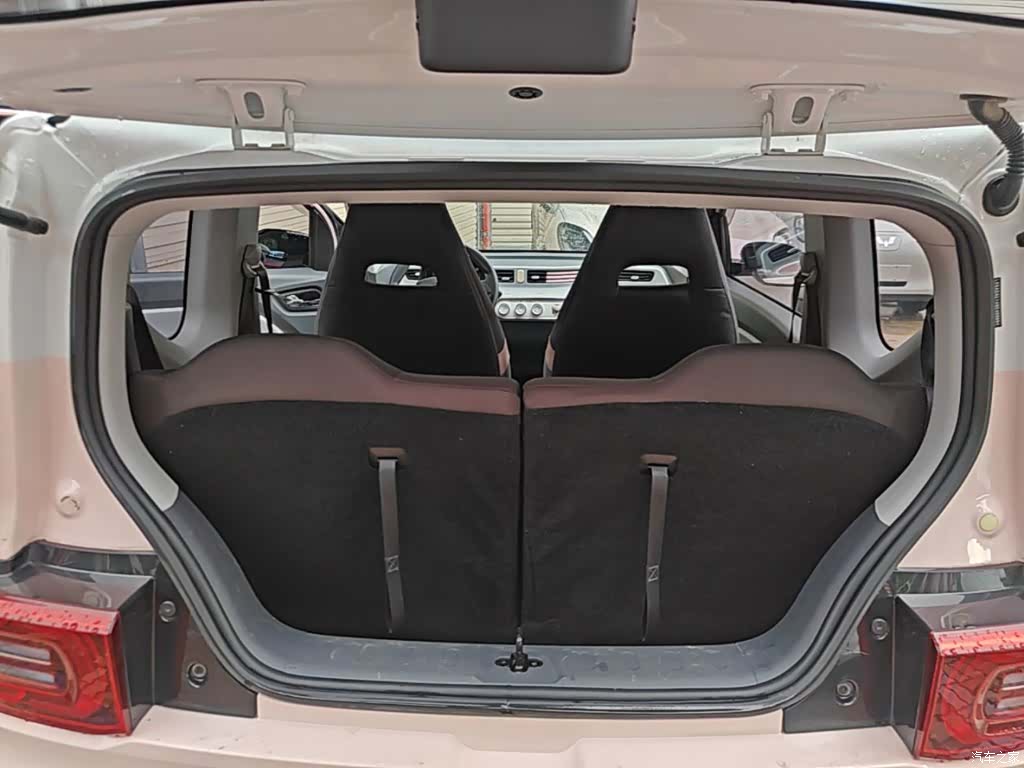 Wuling MINIEV, 2022 19