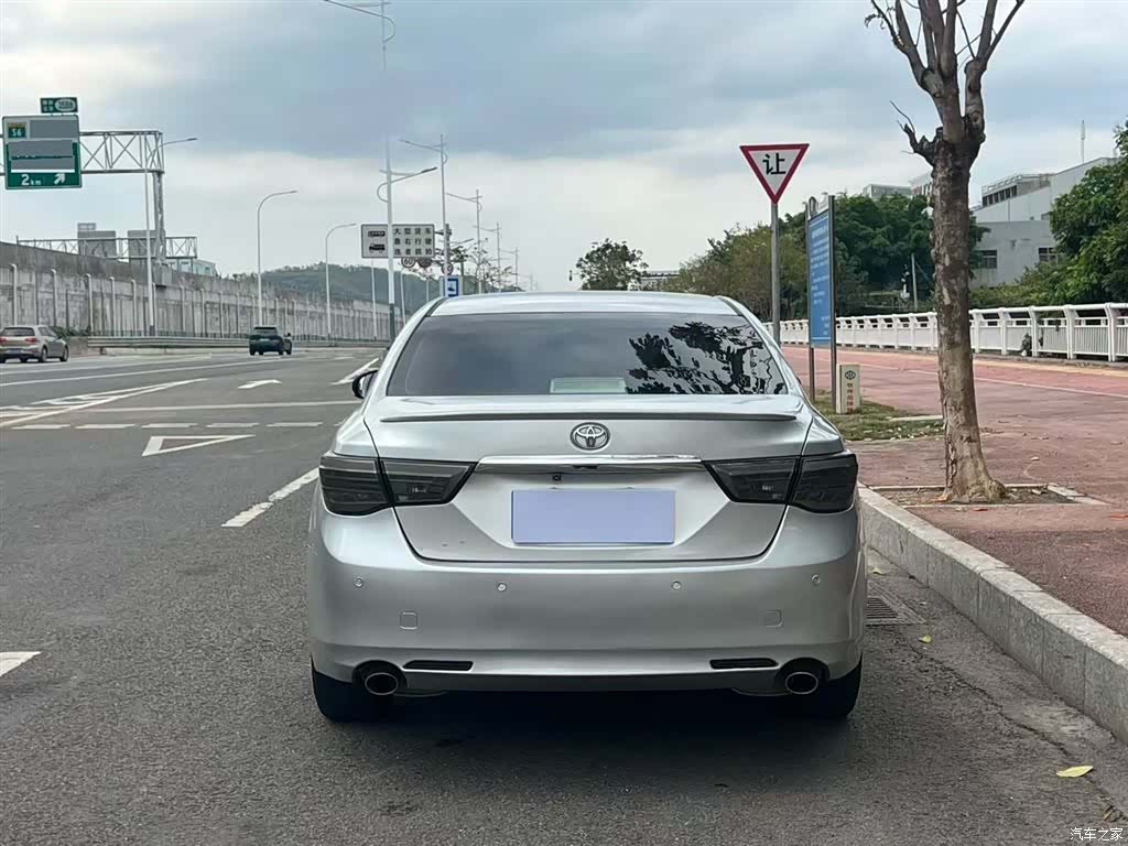 Toyota 2.5S, 2012 все фото