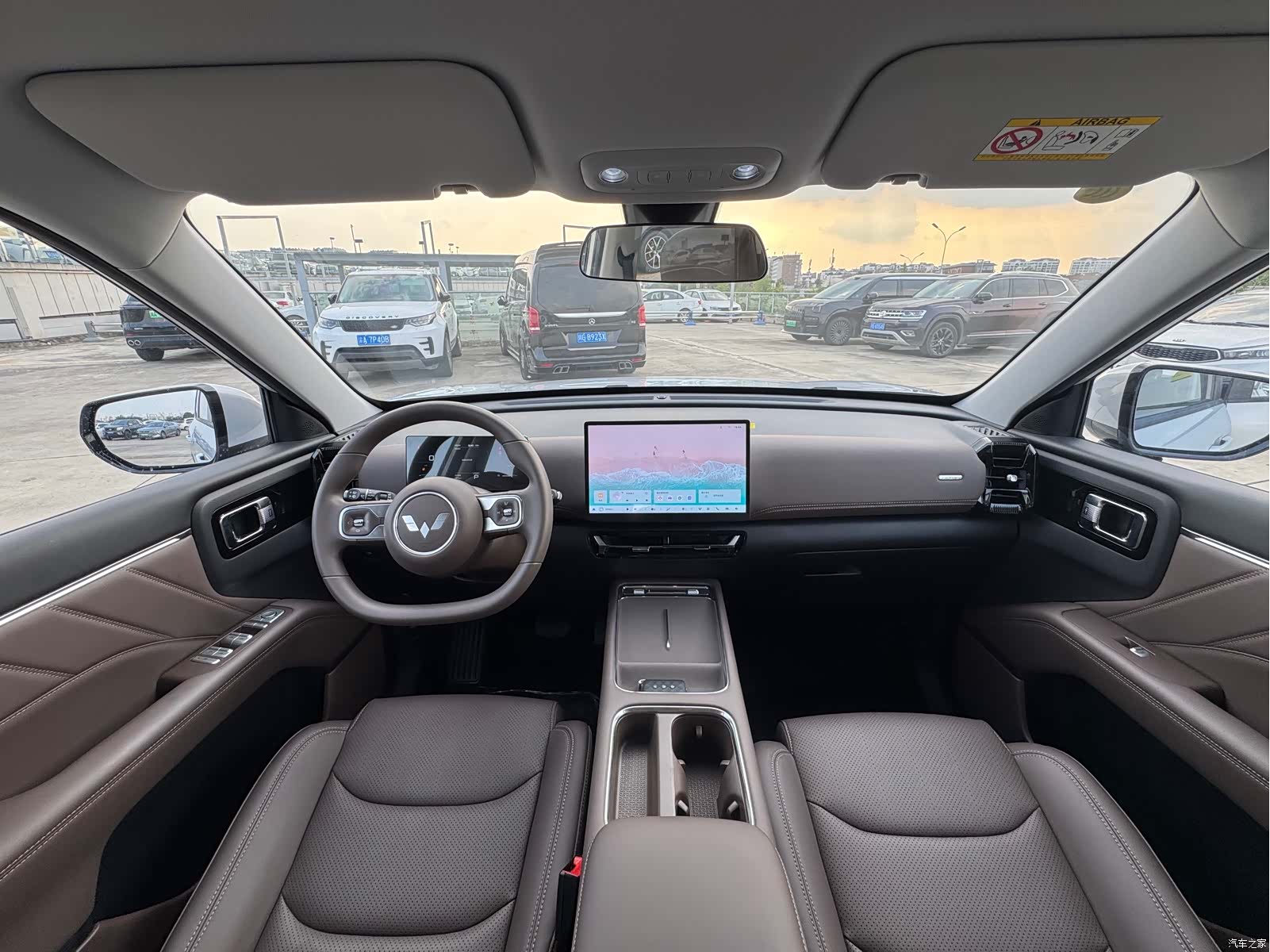 Wuling 560, 2026 14