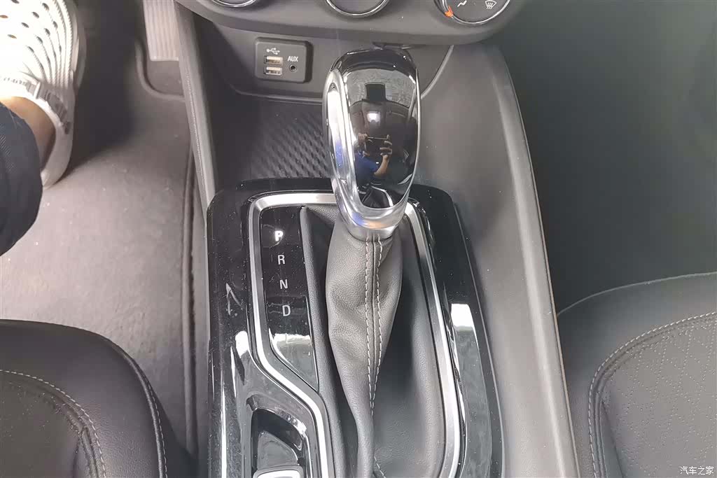 Buick Verano, 2022 16