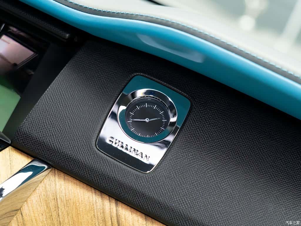 Rolls-Royce Cullinan, 2021 26