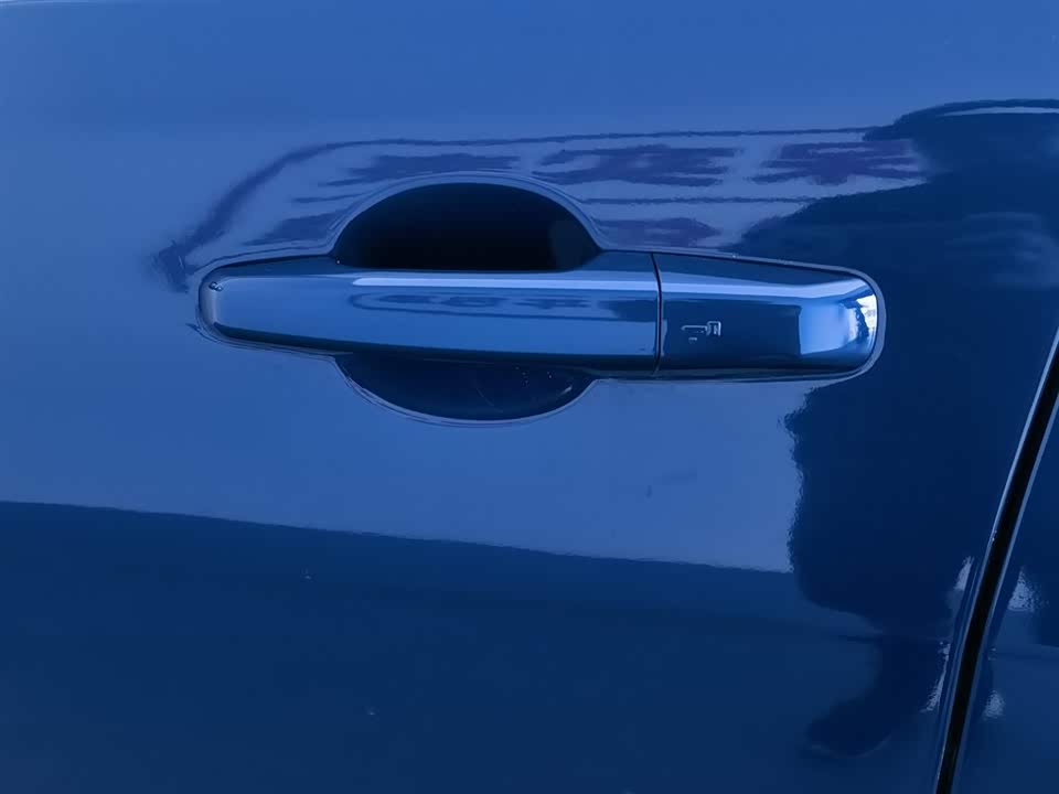 Jaguar XEL Jaguar XEL