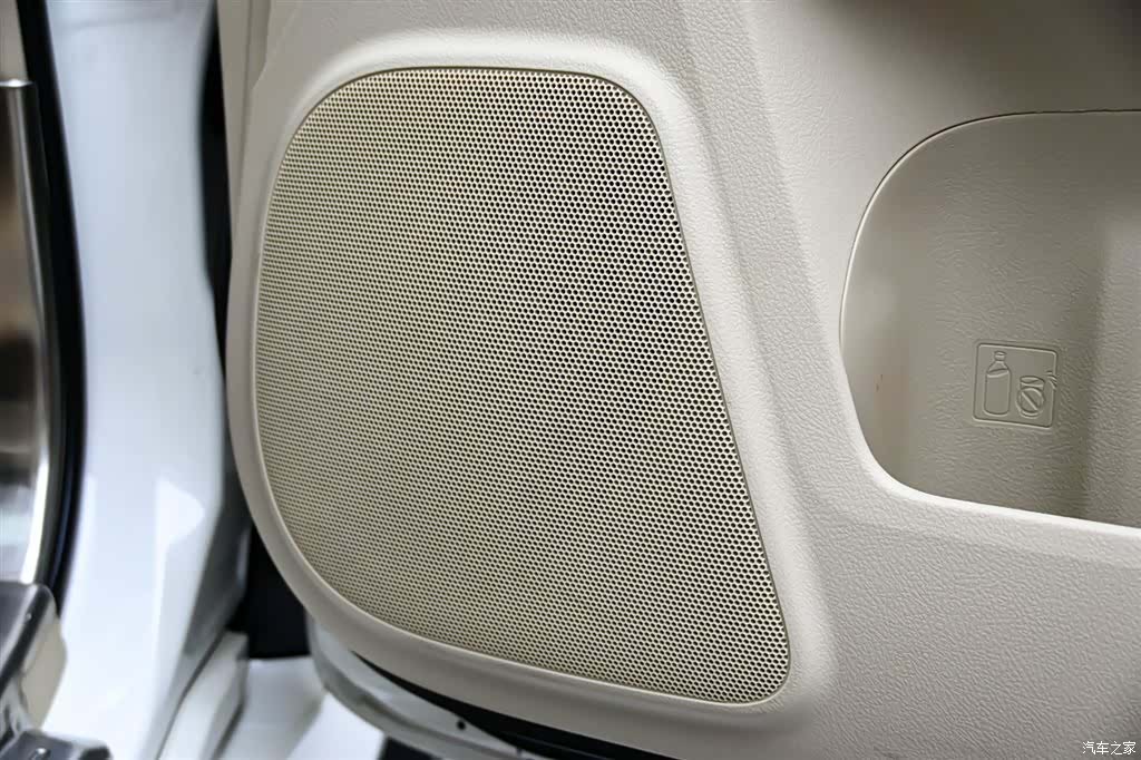 Toyota Prado, 2024 28