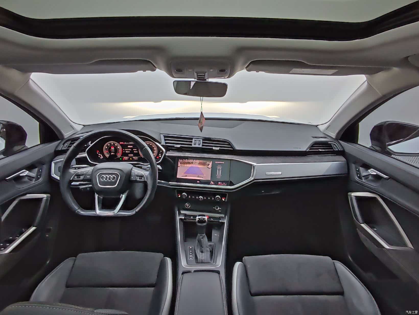 Audi Q3, 2022 14