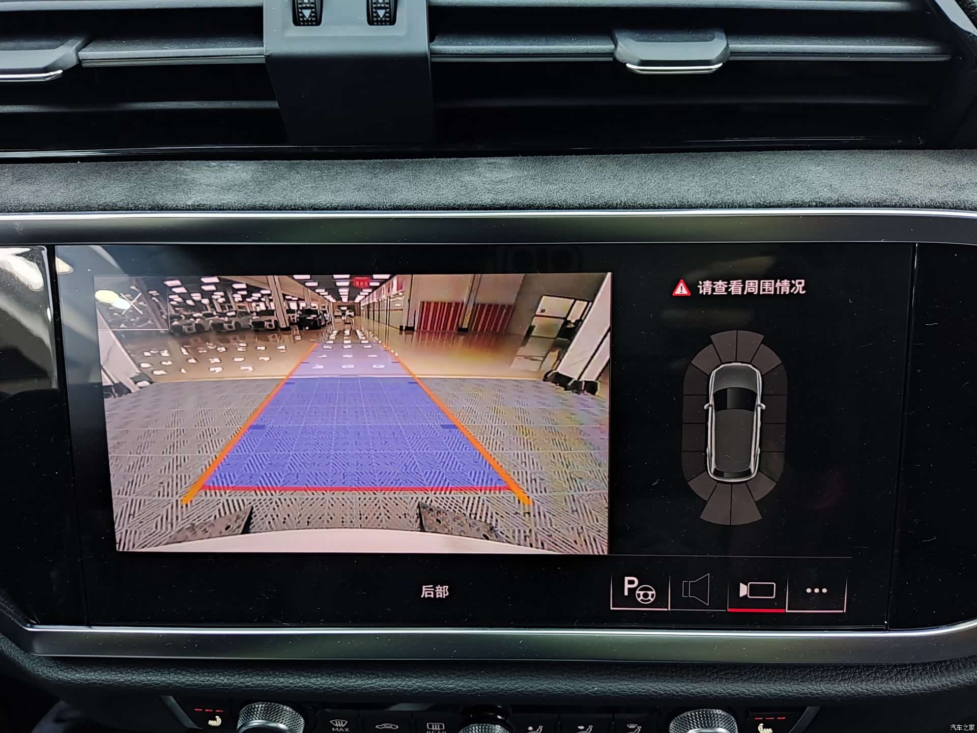 Audi Q3, 2022 18