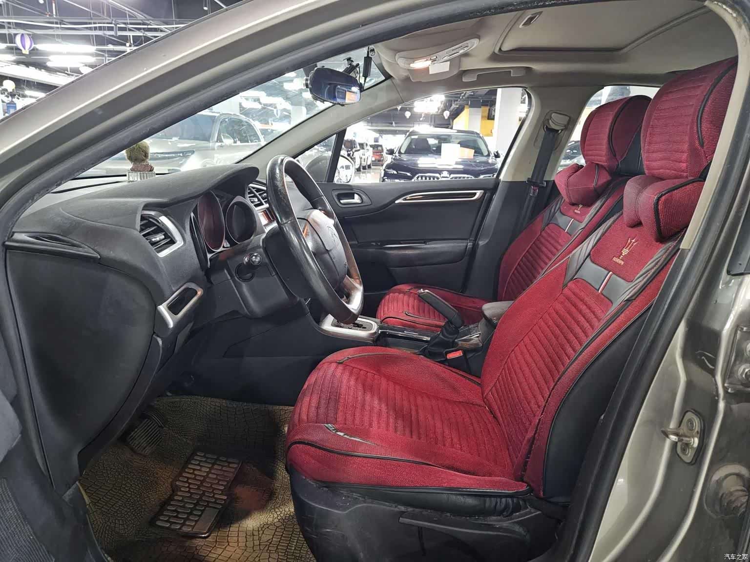 Citroen C4, 2013 4