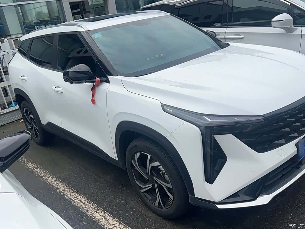 Geely Boyue, 2025 10