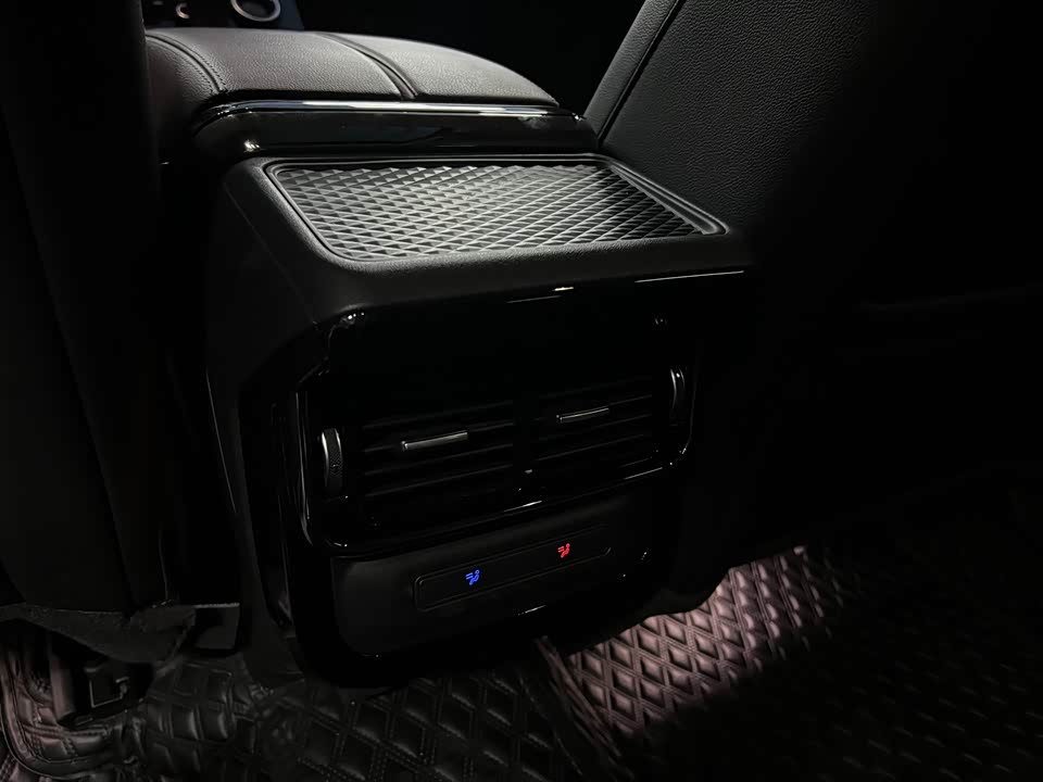 Land Rover Range Rover Aurora