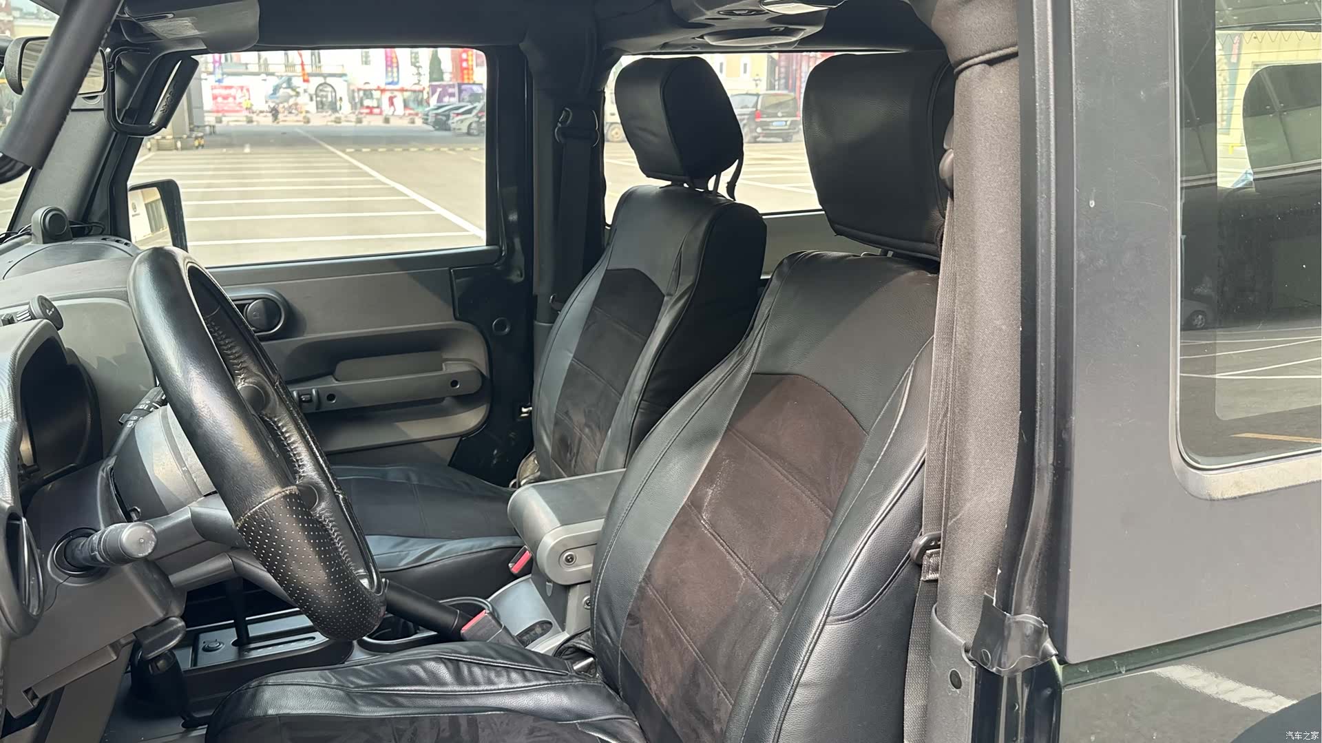 Jeep Wrangler, 2010 12