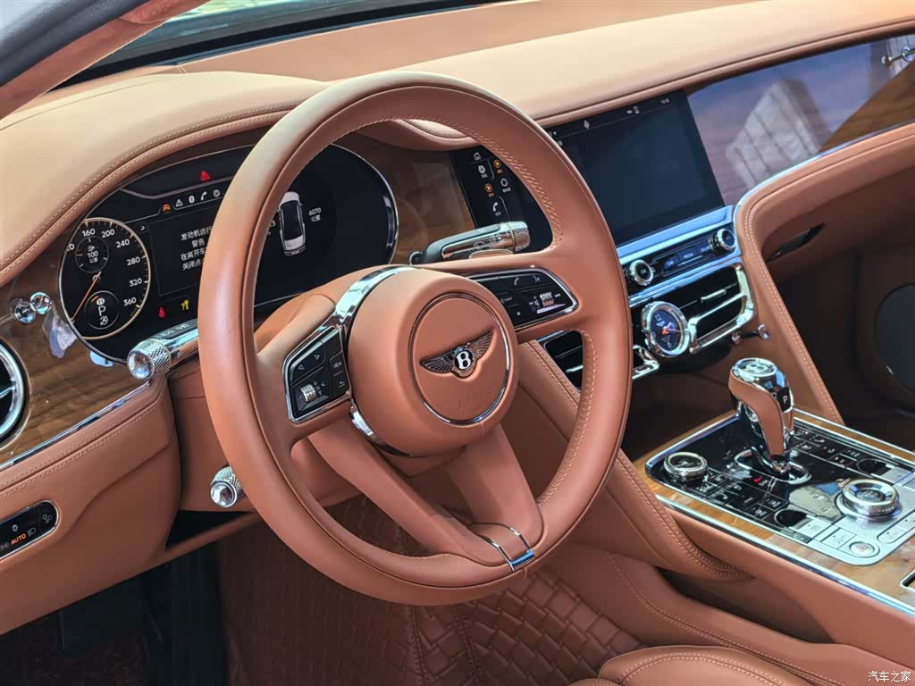 Bentley Flying Spur, 2022 8