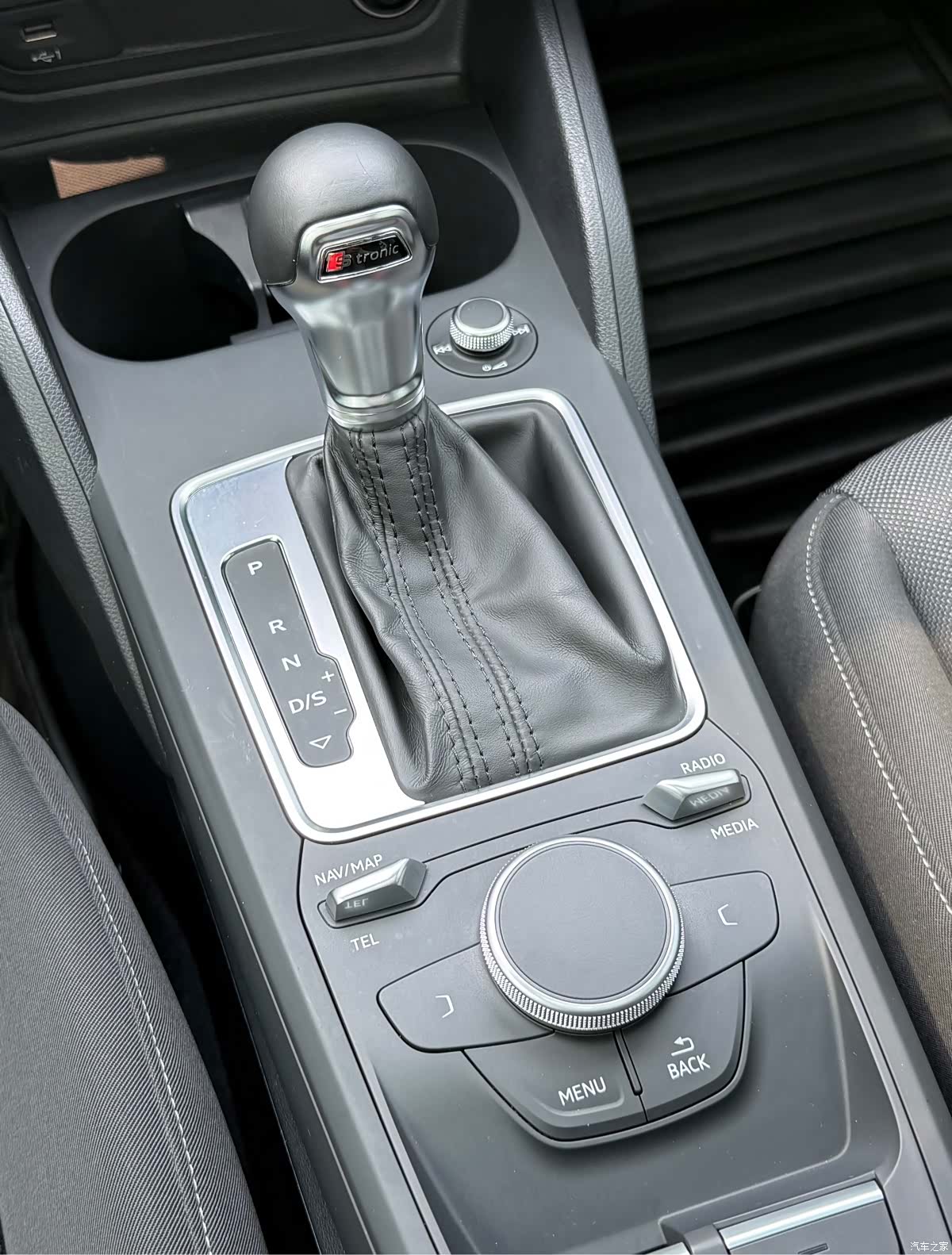 Audi Q2L, 2020 18