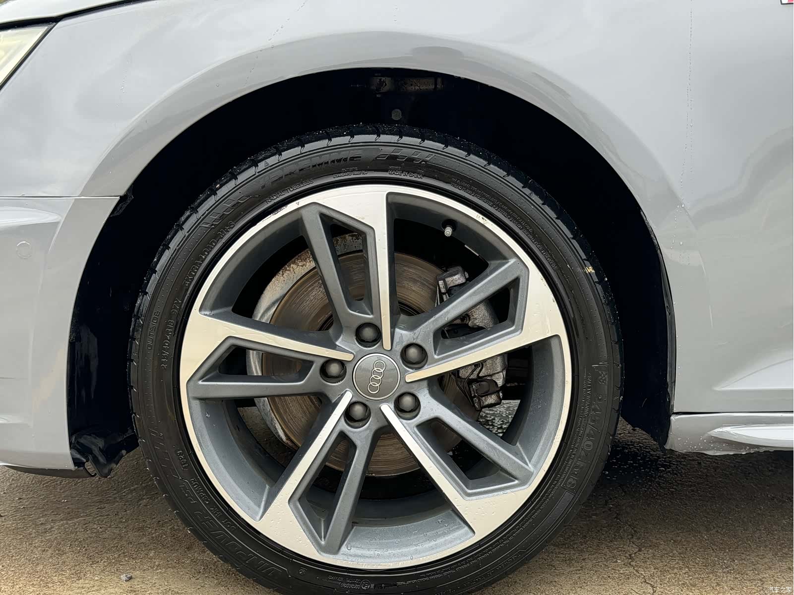 Audi A4L, 2019 13