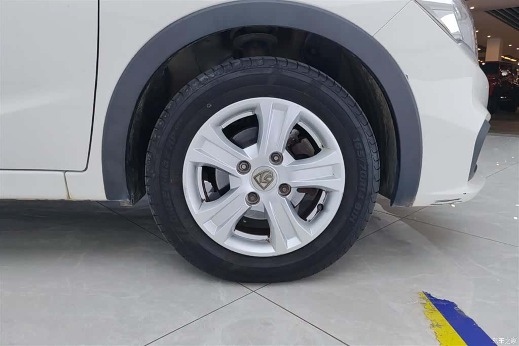 Wuling 310, 2019 6