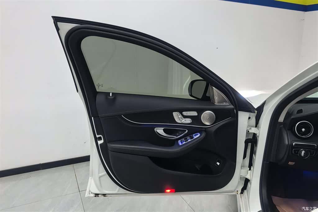 Mercedes-Benz C-Class, 2020 7