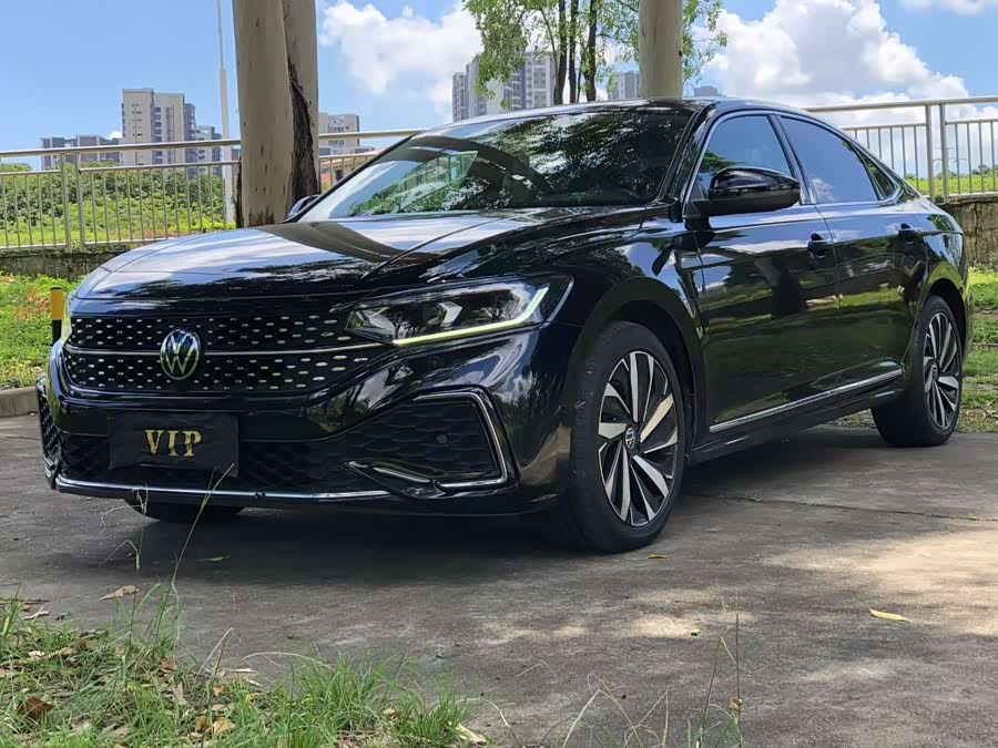 Volkswagen Passat 2022, фото 3